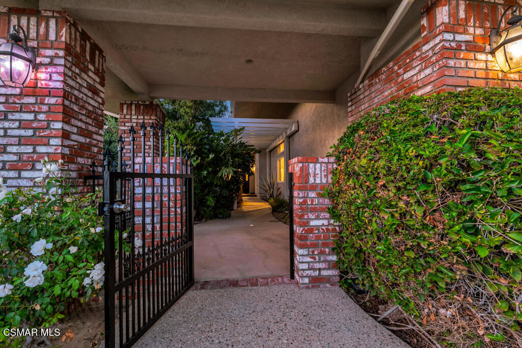 4953 Kilburn Court