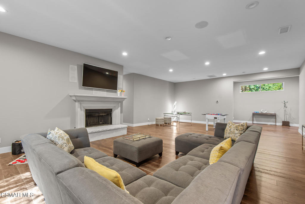 Morrison Ests/Sutton Valley-826 - 826 - Residential