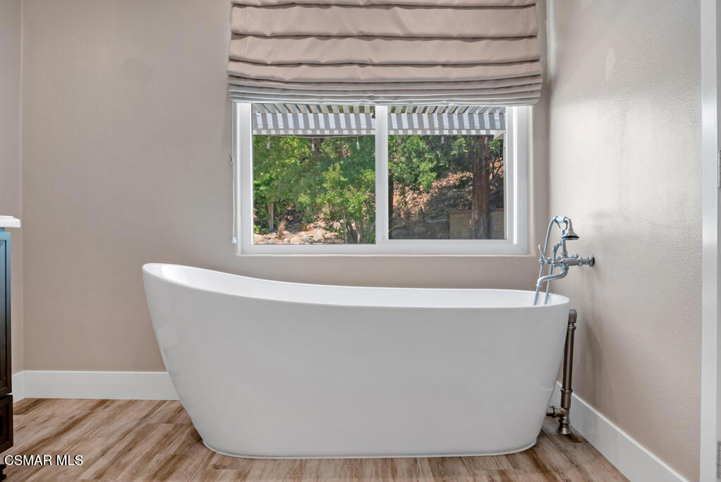 Morrison Ests/Sutton Valley-826 - 826 - Residential