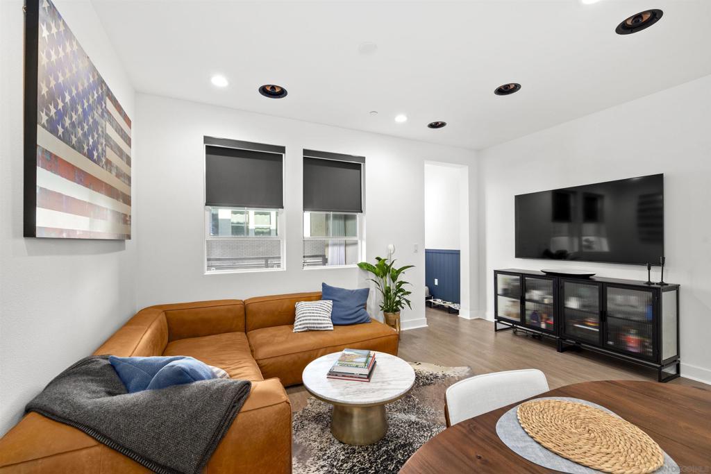 La Mesa - Residential