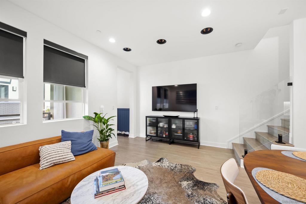 La Mesa - Residential