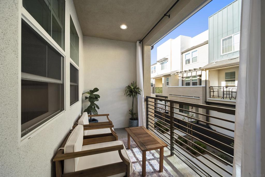 La Mesa - Residential