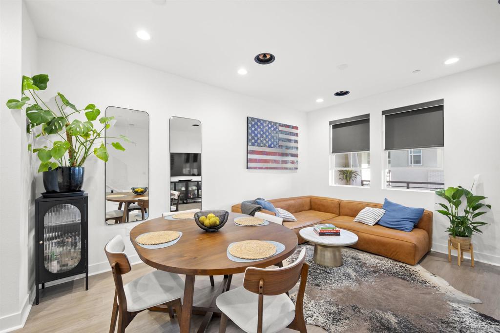 La Mesa - Residential
