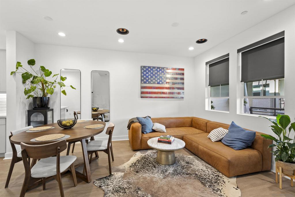 La Mesa - Residential