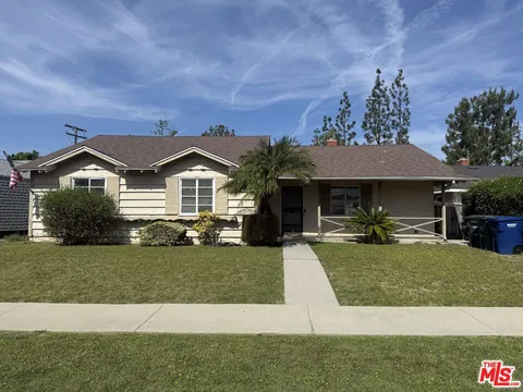 MLS: 26670413