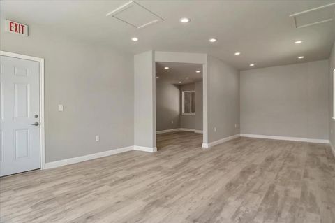 Photo of 298 N 7th Street, San Jose, CA 95112 (MLS # ML82050771)