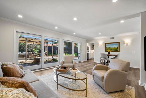 Photo of 1682 Elmsford Place, Westlake Village, CA 91361 (MLS # 226001343)