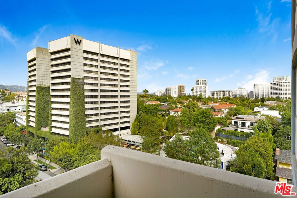 Photo of 969 Hilgard Avenue #1002, Los Angeles, CA 90024 (MLS # 25599127)