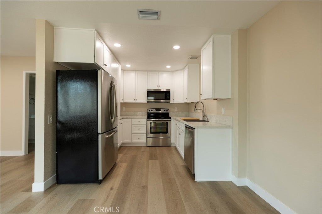 581 W Alton G