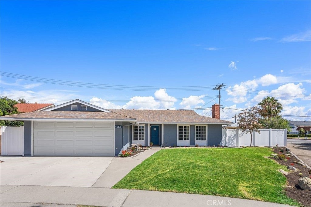 1566 Corsica Place Pl, Costa Mesa CA 92626
