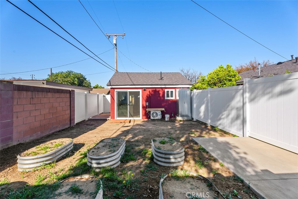 1352 W Porter Avenue A