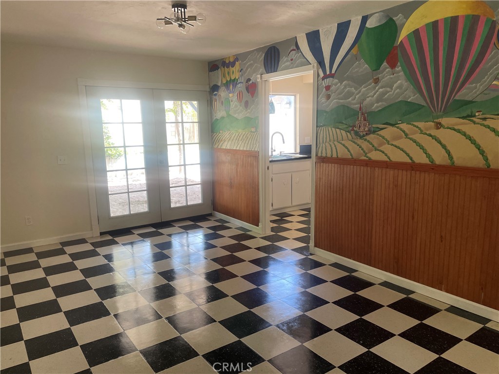 8772 Mignonette Street