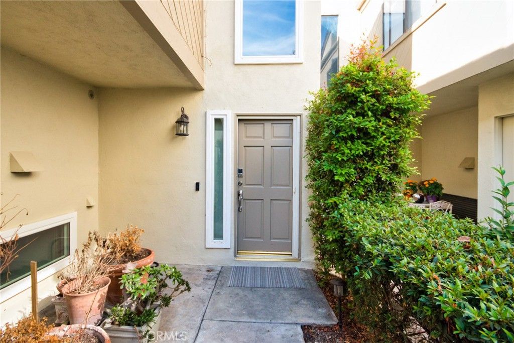 Photo of 2853 Park Vista Court, Fullerton, CA 92835 (MLS # TR26067718)