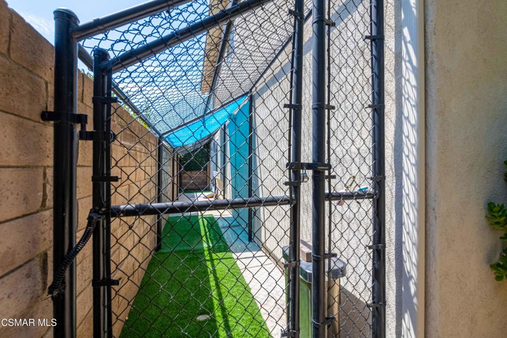 Reyes Adobe-886 - 886 - Residential