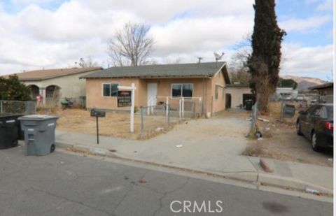 185 N Scovell Avenue San Jacinto CA 92583