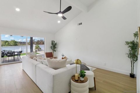 4667 La Canada Rd Fallbrook CA 92028