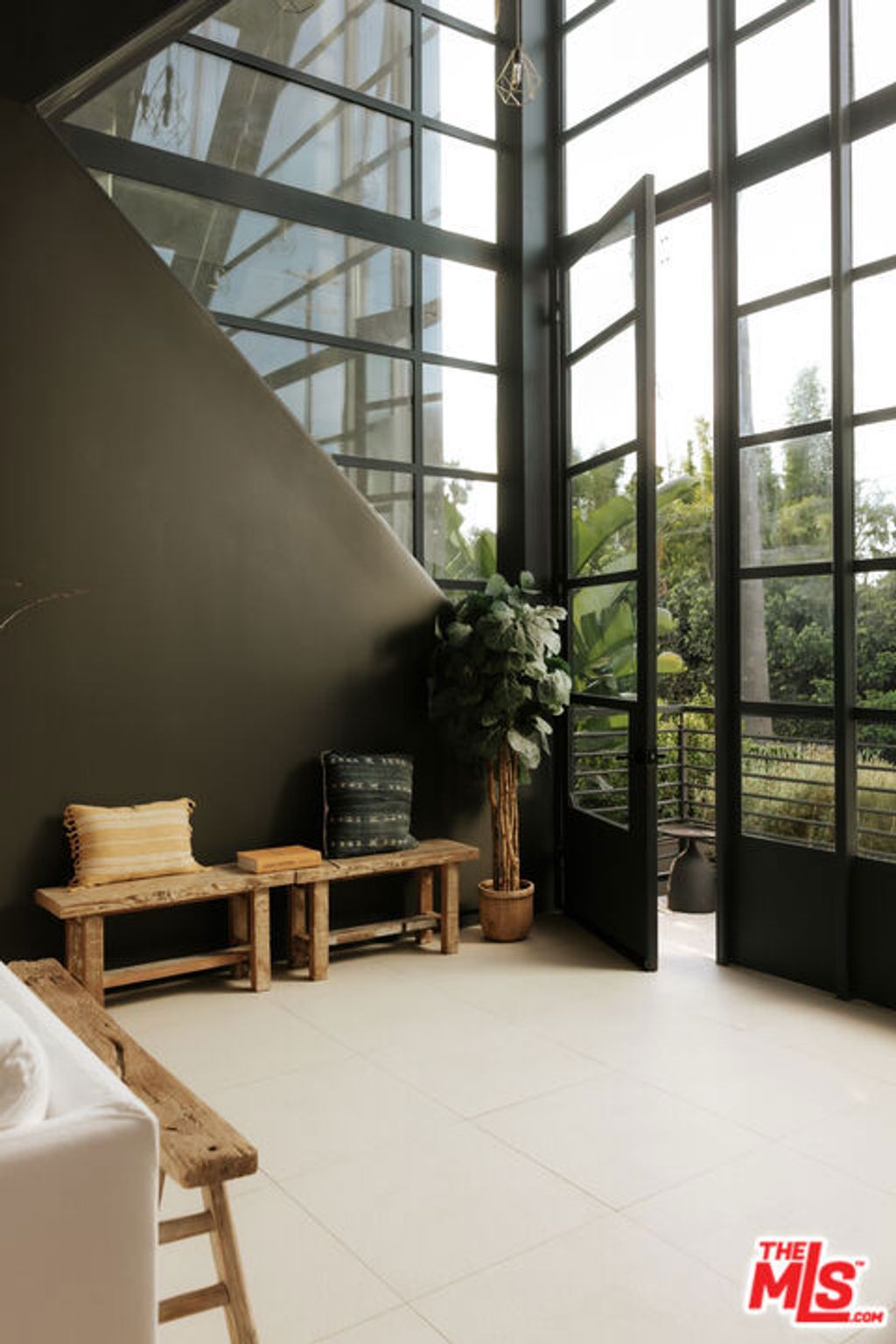 Photo of 838 California Avenue, Venice, CA 90291 (MLS # 26650039)