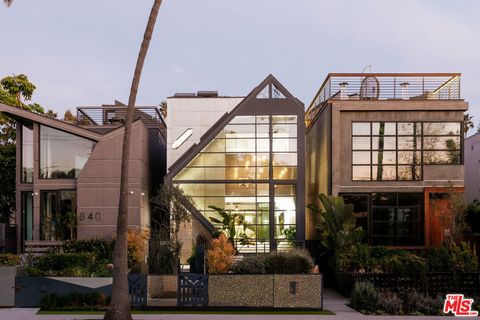 838 California Avenue Venice CA 90291