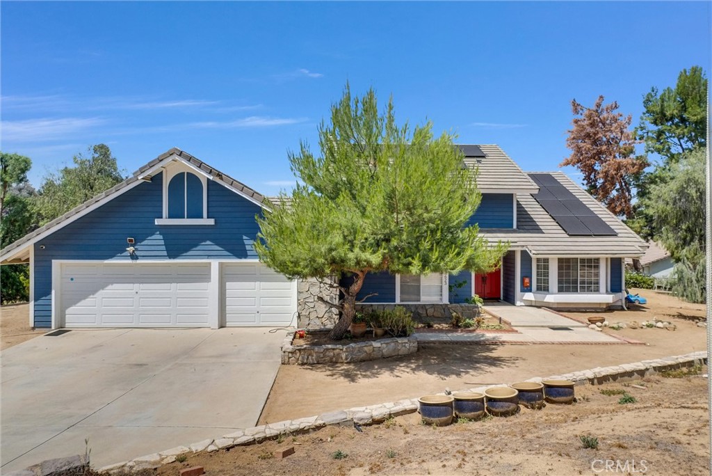 This gorgeous Mockingbird Canyon Horse Property Home has so much to offer when creating your own private getaway! This immaculate home sits on 1.18 acres - with a patio that oversees the extensive backyard with a "Trading Post Shed", horse corrals and large red shed. There's plenty of room in the back, side and front yard to create your dream home. While the outside is one of it's many amazing features, the inside of the home will make you feel like home. With newer laminate flooring, new Solar and a newer kitchen, this comfortable layout will instantly stand out. This home also offers a lot of natural light, making the home feel bright all day long. Don't miss out on this great opportunity.