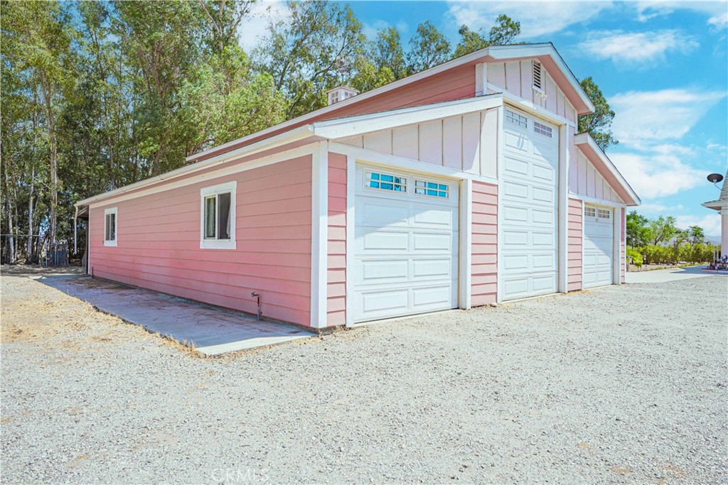 28200 Patterson Avenue