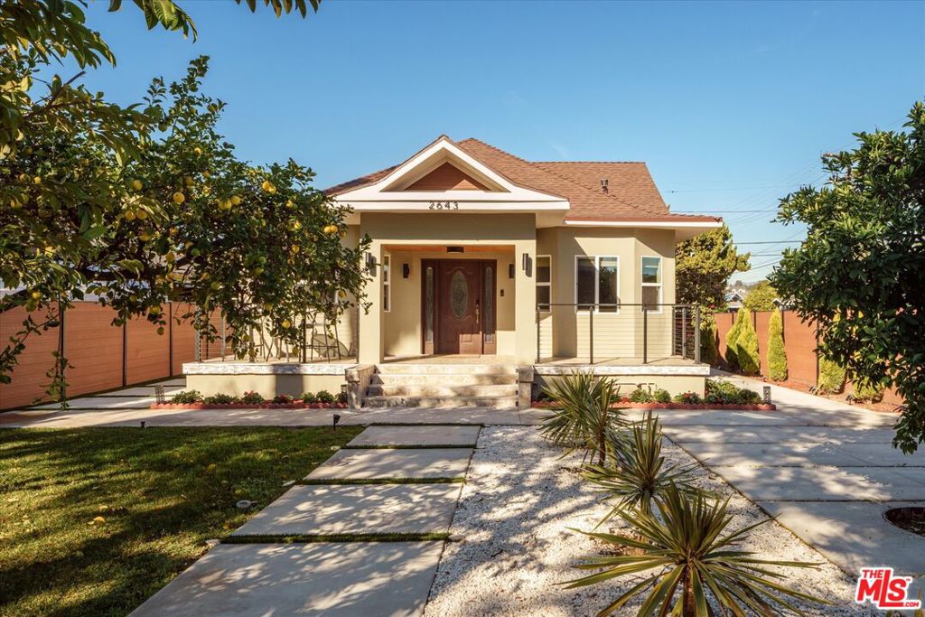 2643 Huron Street