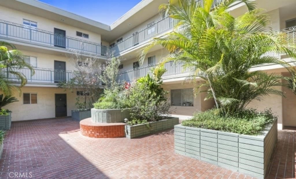 4614 27 Finley