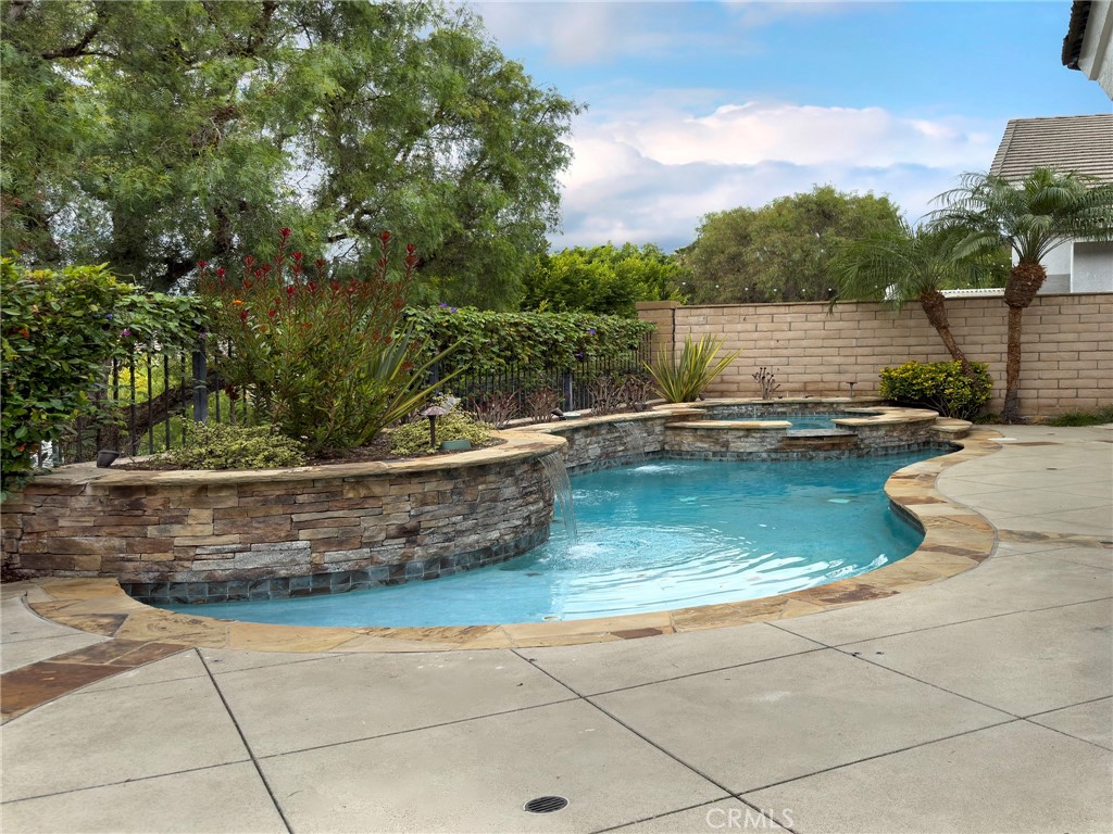 Auburn Ridge (AR) - Residential Lease