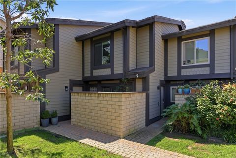 1095 Mesa Bluff Costa Mesa CA 92627