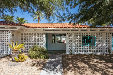 Photo of 748 N Calle Rolph, Palm Springs, CA 92262 (MLS # 219153474PS)