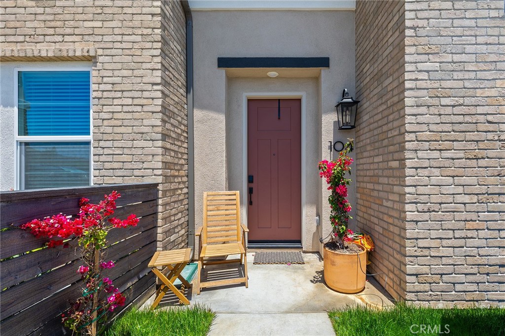 1219 Sunrise View 104