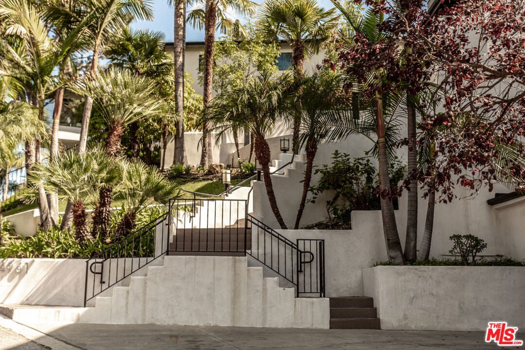 4961 Marmol Drive