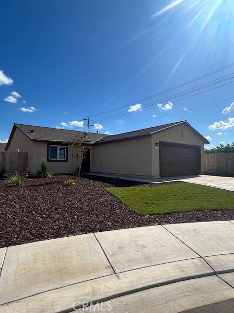 The Argent floor plan, featuring 3 bedrooms, 2 bathrooms and 2 car Garage.
This New construction home sits at the end of a cul-de-sac with plenty of yard space.