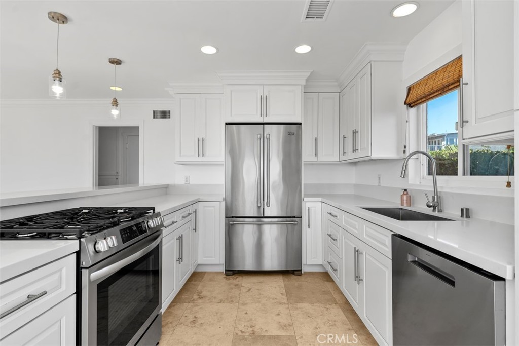 Arch Beach Heights (ABH) - Residential