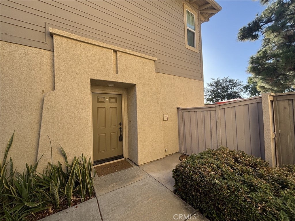 41737 Ridgewalk St. 1