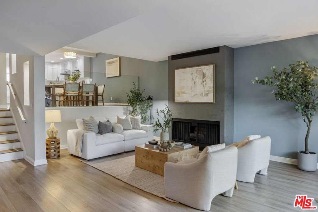 Photo of 4752 La Villa Marina #F, Marina Del Rey, CA 90292 (MLS # 26645941)