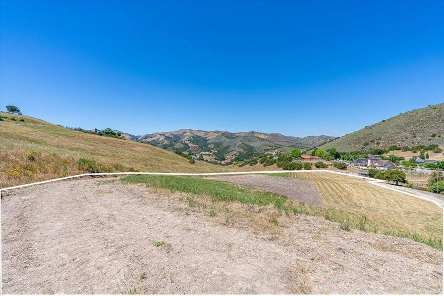 Amazing opportunity to own desirable 5.52 acre lot in exclusive gated community of Highland Hills located in sunbelt of Pine Canyon. Build your dream home and take in beautiful views of mountains and canyons. Water and electricity located at street.