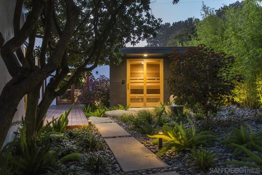 Del Mar - Residential