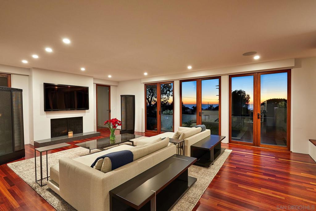 Del Mar - Residential