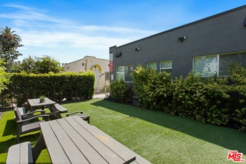 Photo of 2819 3rd Avenue, Los Angeles, CA 90018 (MLS # 26885929)