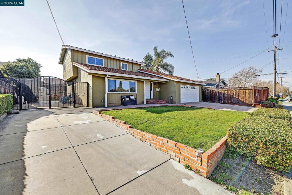 9597 Davona Dr
