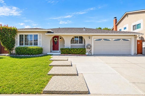 Photo of 6635 Catamaran Street, San Jose, CA 95119 (MLS # ML82060450)