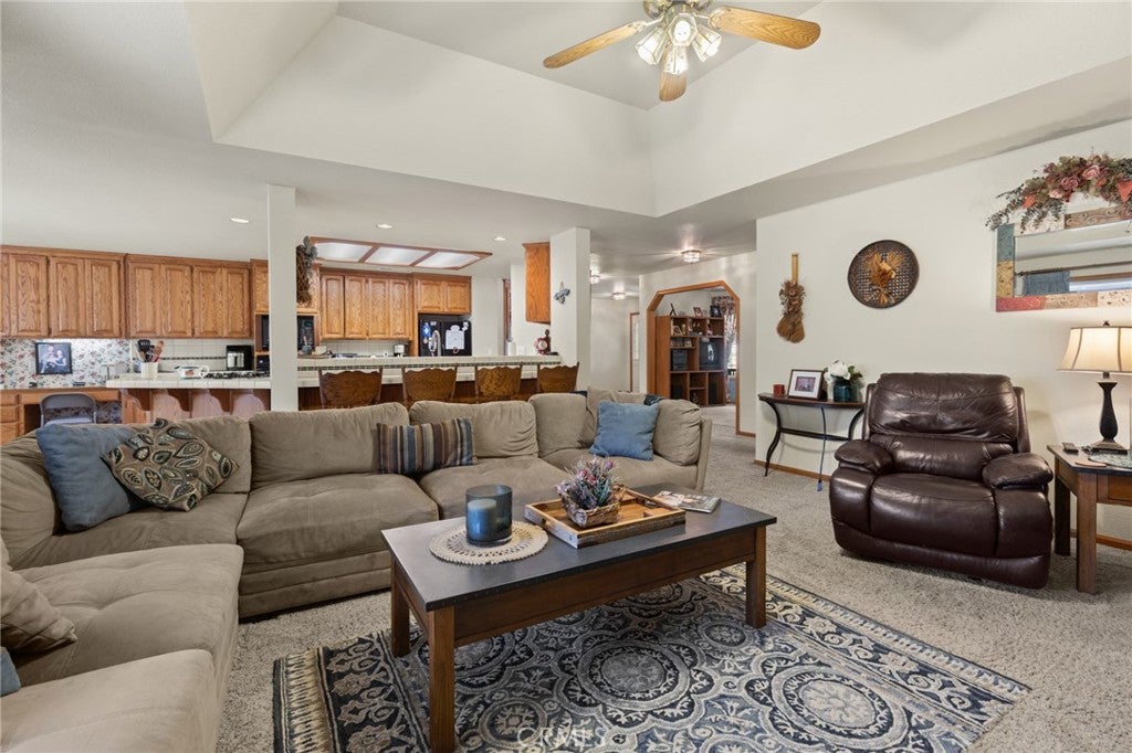 1211 Windecker Drive