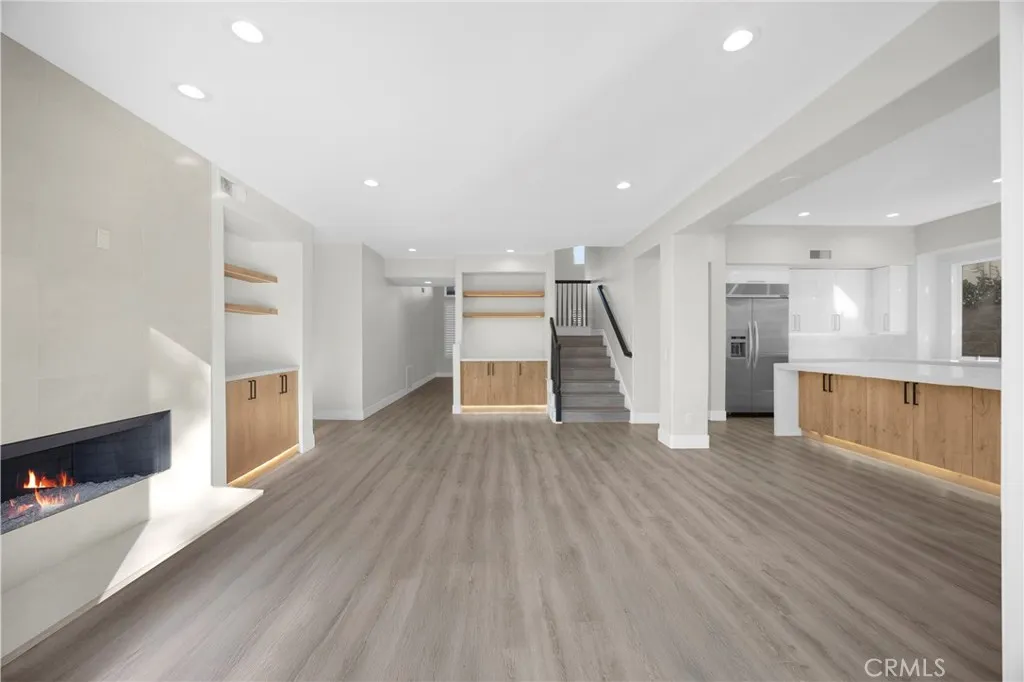 Newport Coast, California 92657, United States, 6 Bedrooms Bedrooms, ,4 BathroomsBathrooms,Residential,Active,242034