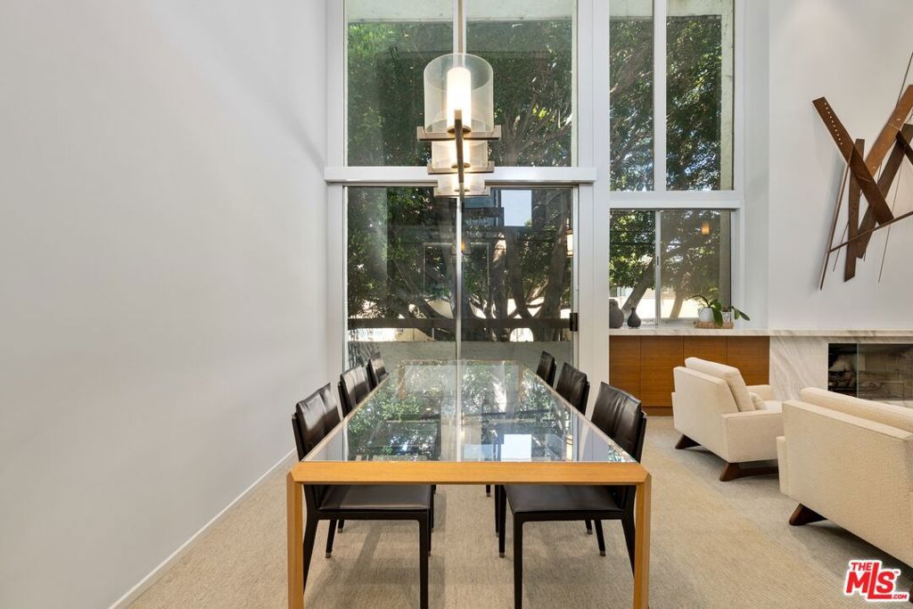 Photo of 1730 California Avenue #4, Santa Monica, CA 90403 (MLS # 25567465)