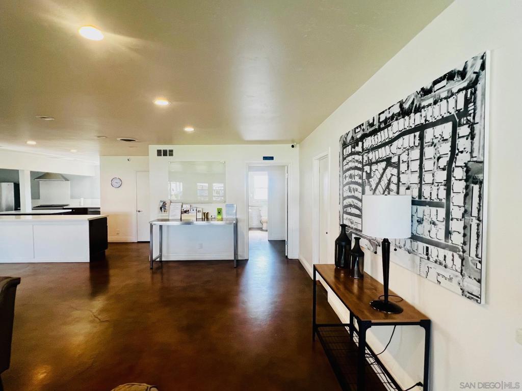 East Escondido - Manufactured In Park