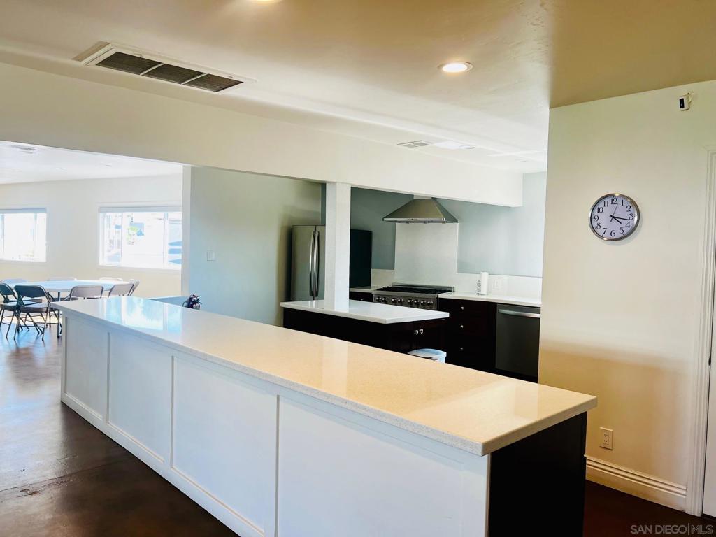 East Escondido - Manufactured In Park