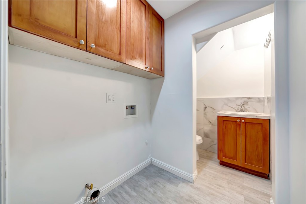Properties 2 1101 N Maclay Avenue 10