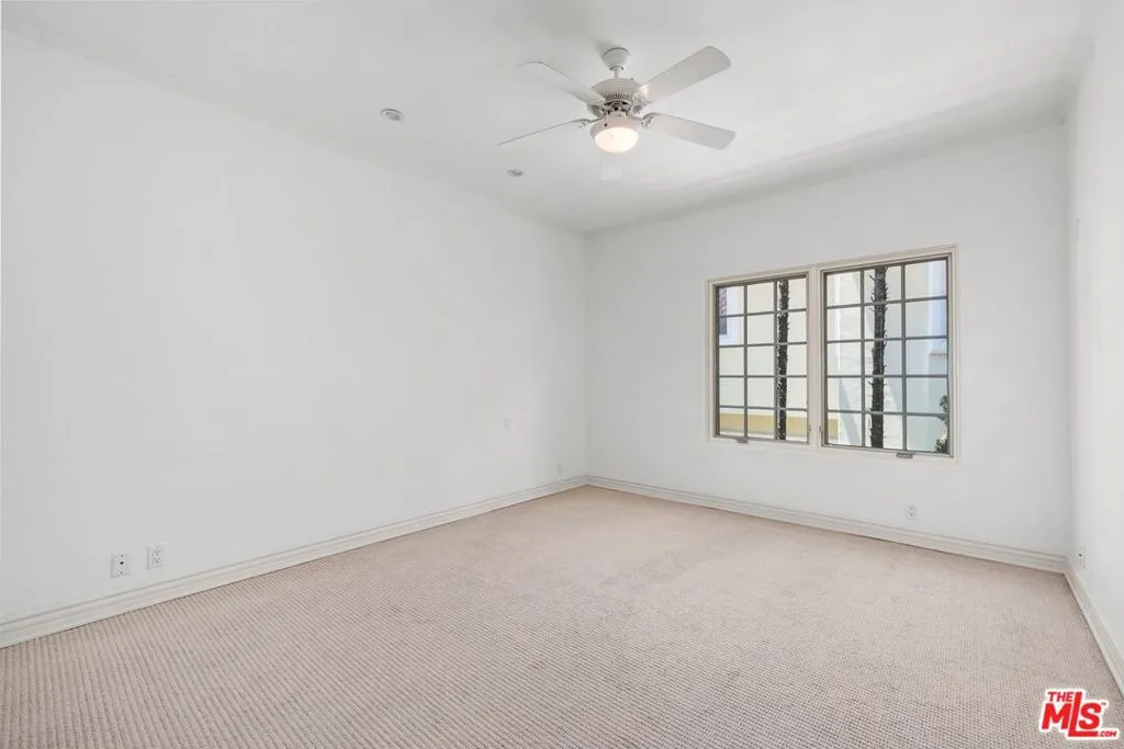 Pacific Palisades, California 90272, United States, 6 Bedrooms Bedrooms, ,5 BathroomsBathrooms,Residential,Active,178178