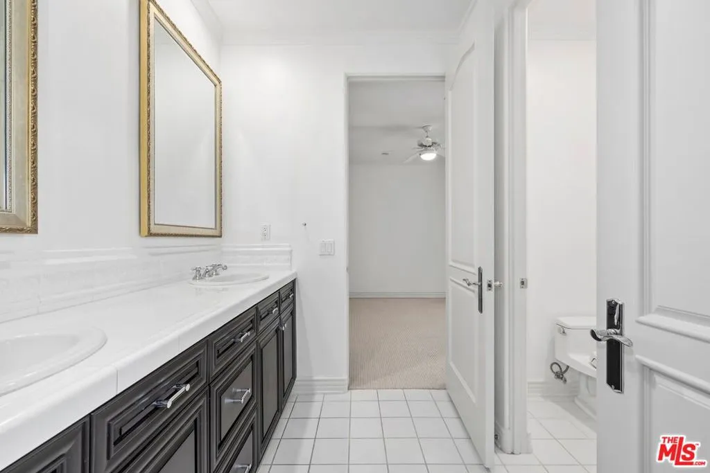 Pacific Palisades, California 90272, United States, 6 Bedrooms Bedrooms, ,5 BathroomsBathrooms,Residential,Active,178178