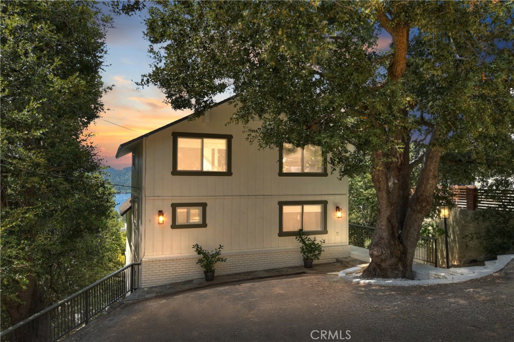 Arrowhead Woods (AWHW) - Residential